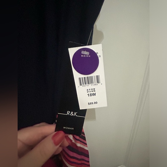 R & K Sleeveless Maxi Dress.   Size 18W.  New with tags.. - Picture 3 of 3
